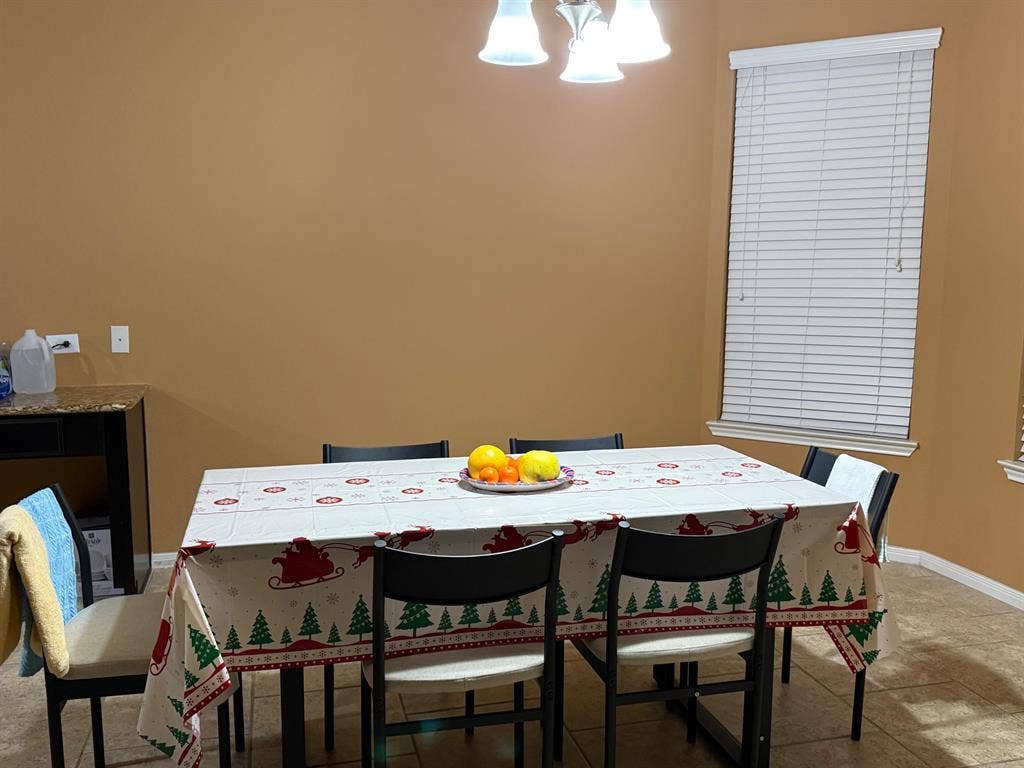3 BR in Humble