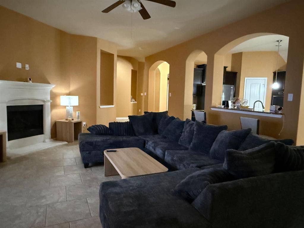3 BR in Humble