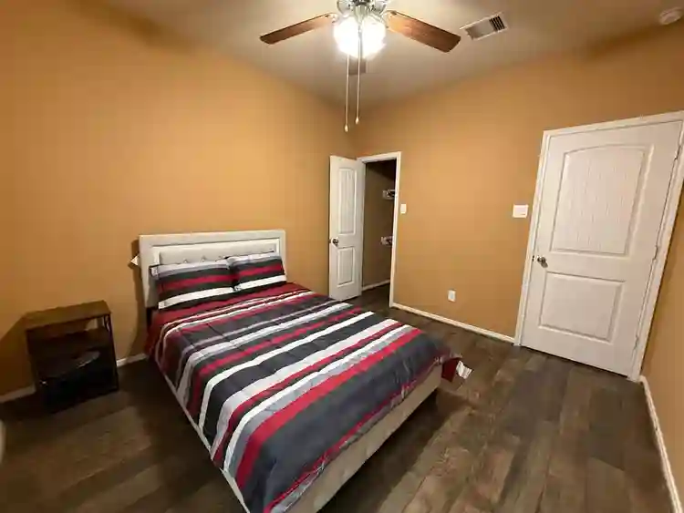 3 BR in Humble