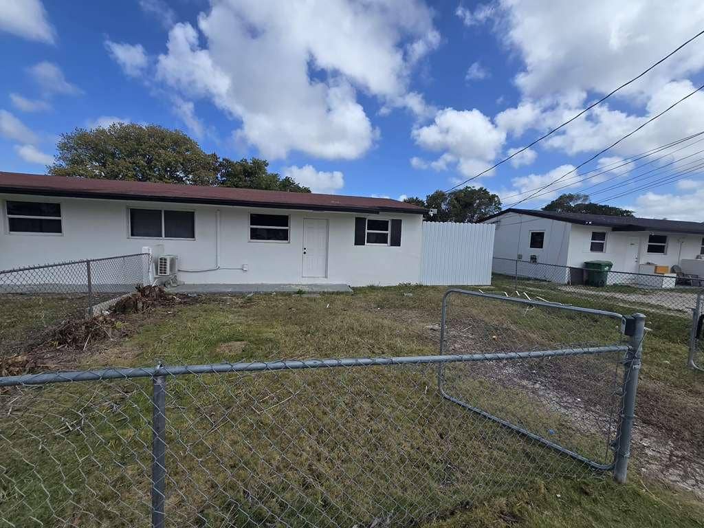 3 BR in Homestead