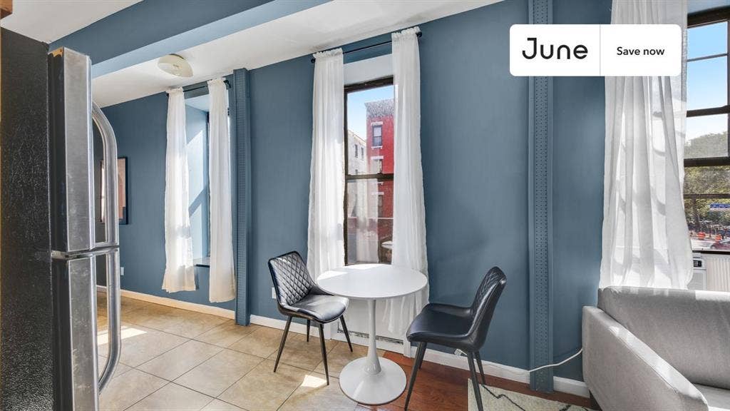 2 BR in New York City