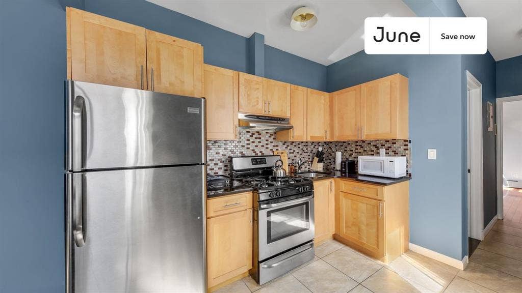 2 BR in New York City