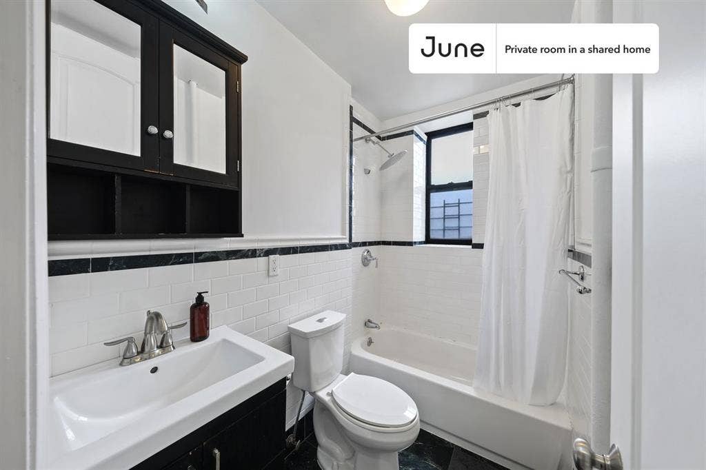 2 BR in New York City