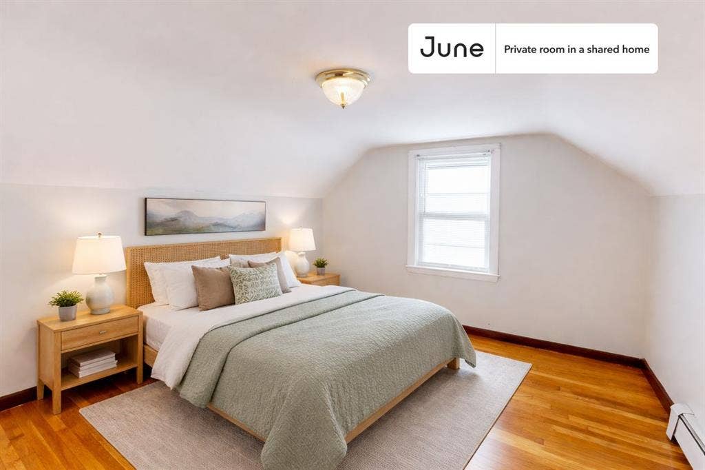 4 BR in Boston