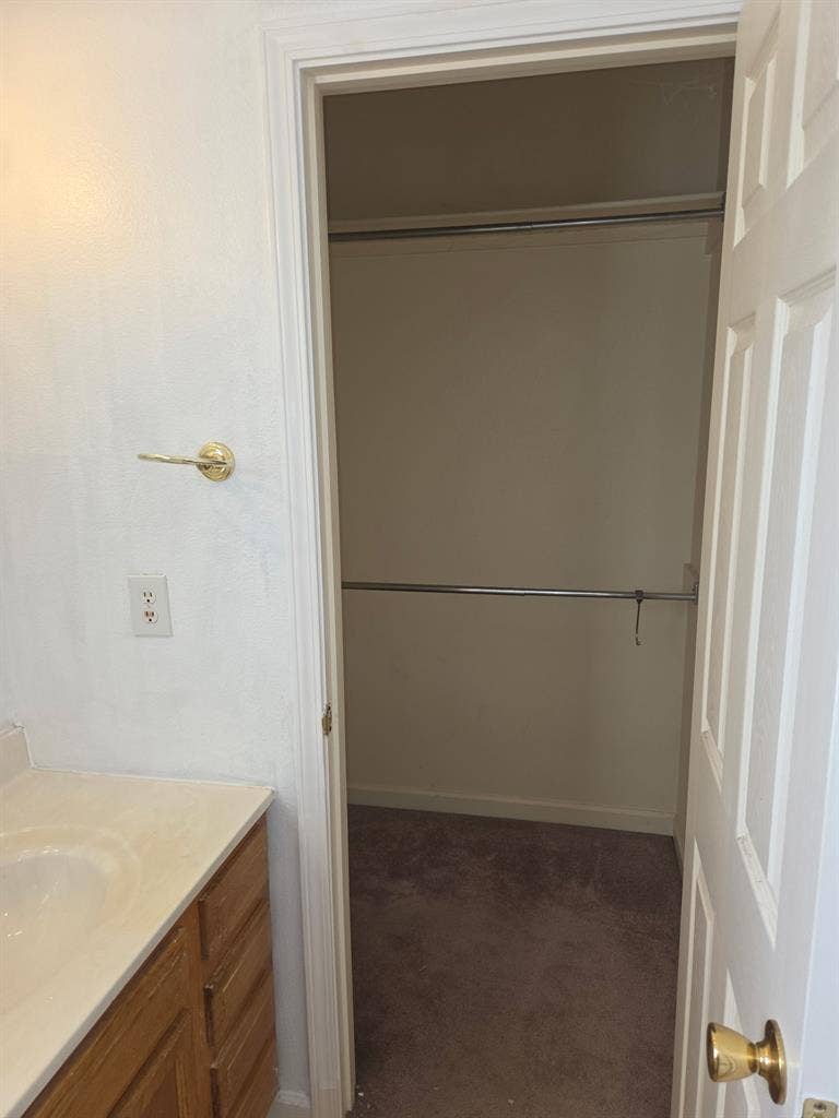 Master Bedroom and Private Bathroom