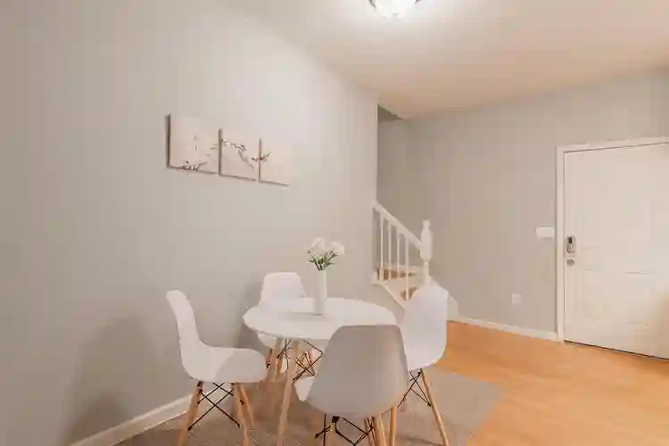 9 BR in Atlanta