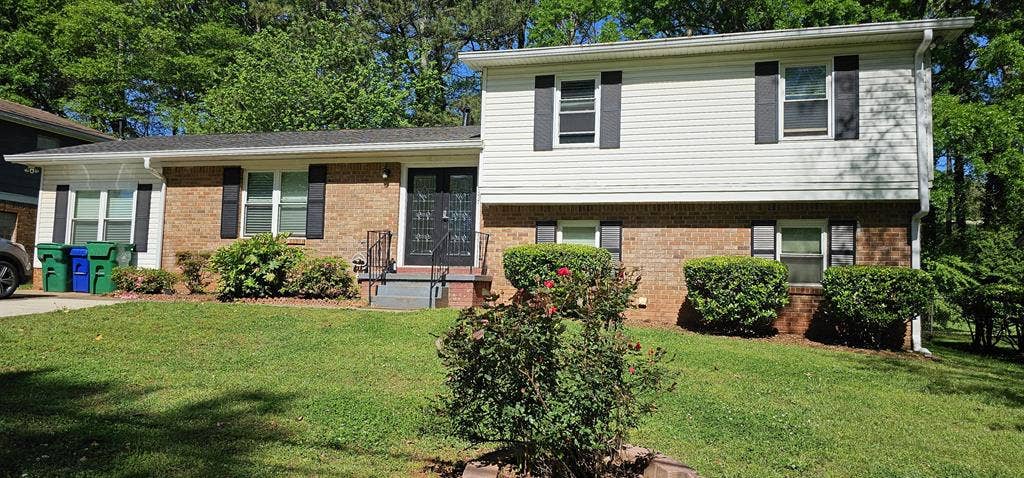 8 BR in Decatur