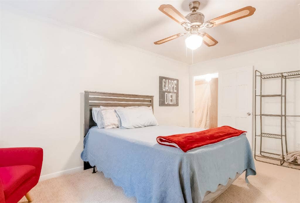 8 BR in Decatur