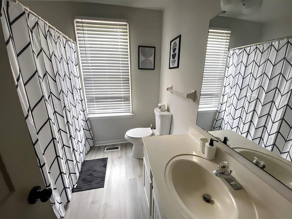 9 BR in Norcross