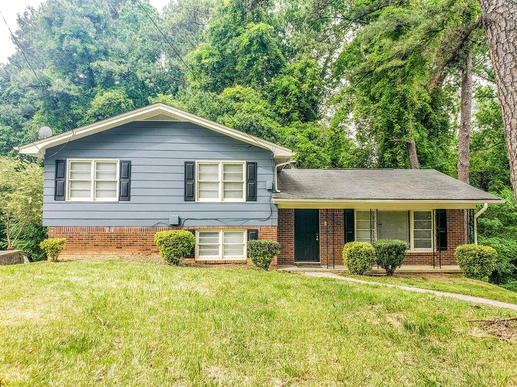 9 BR in Atlanta