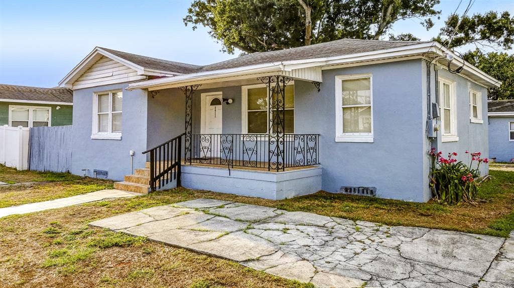 5 BR in Tampa