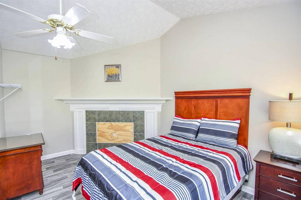 5 BR in Gainesville