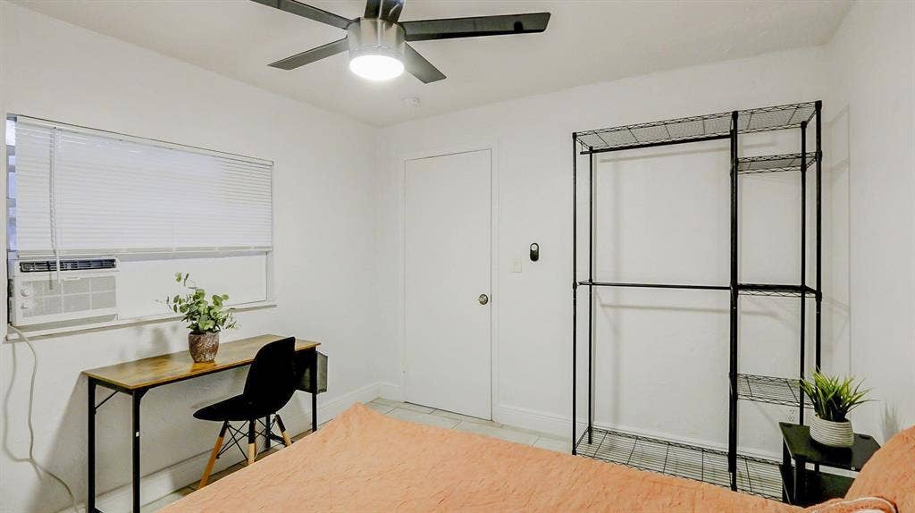2 BR in St. Petersburg