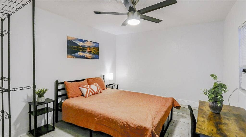 2 BR in St. Petersburg