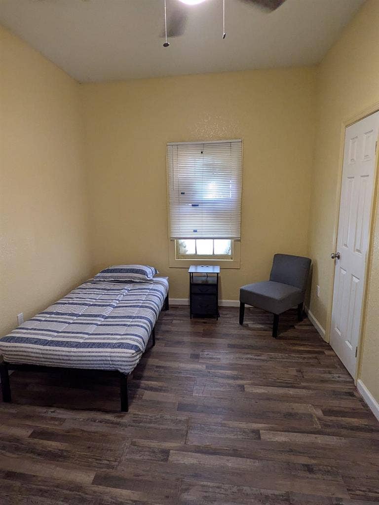 4 BR in Jacksonville