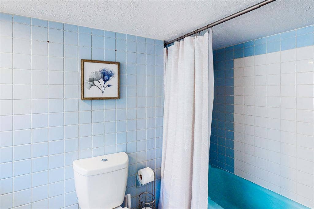7 BR in Carrollton