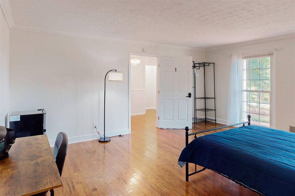 7 BR in Carrollton