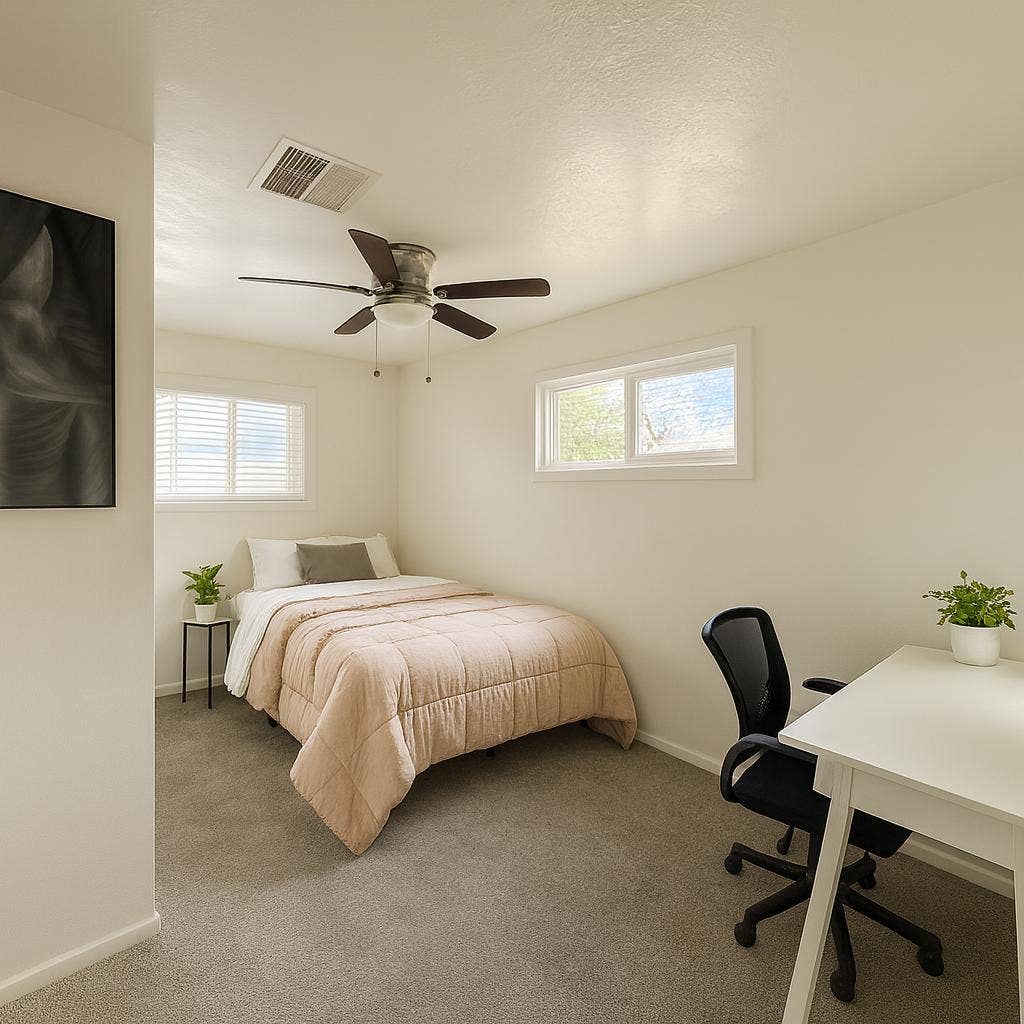 8 BR in Phoenix