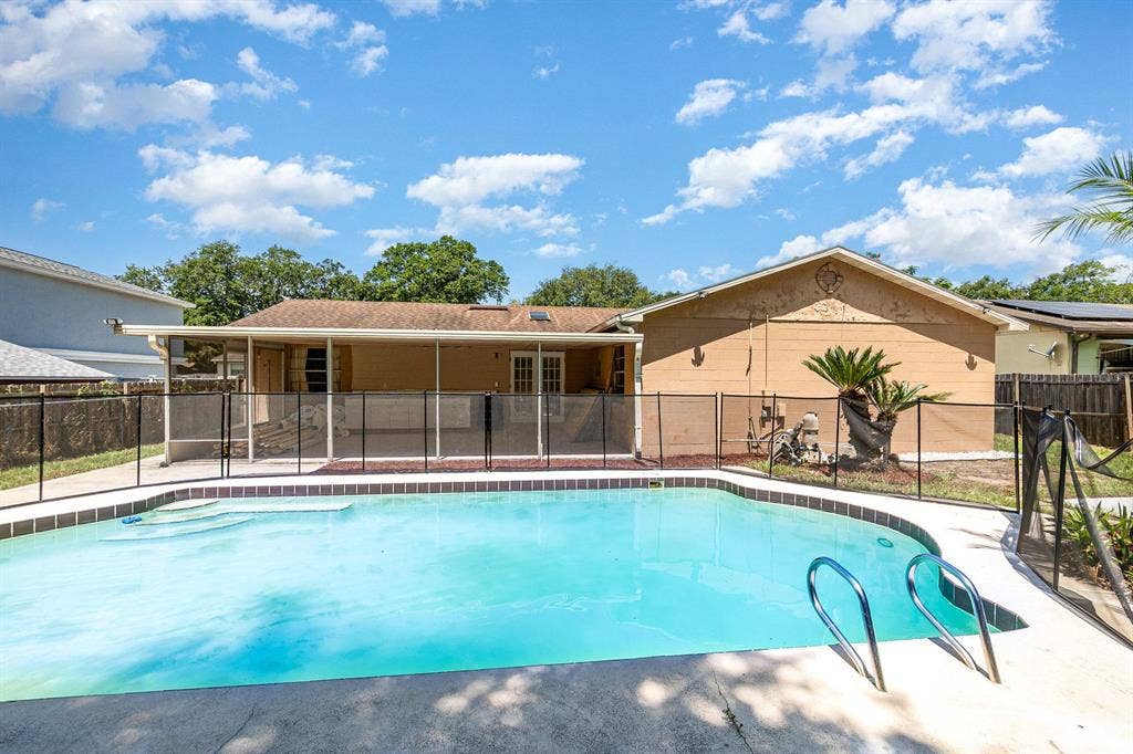 6 BR in Altamonte Springs