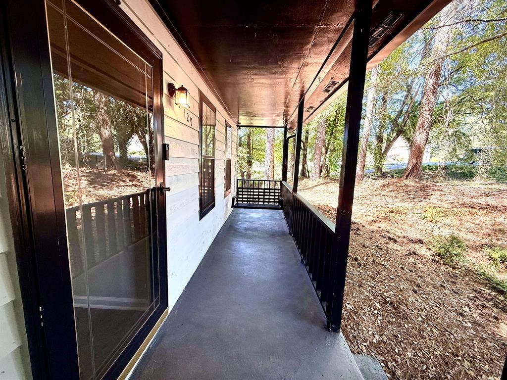 5 BR in Lawrenceville