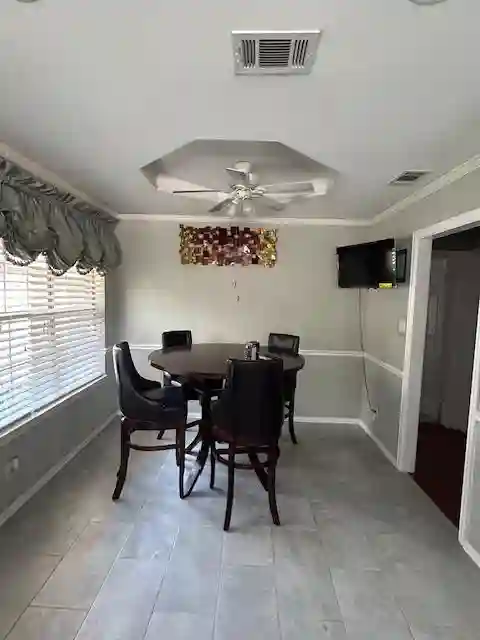 5 BR in Dallas