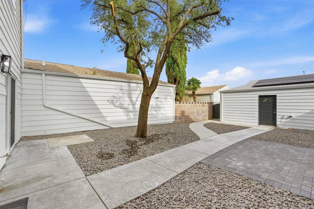 4 BR in Las Vegas