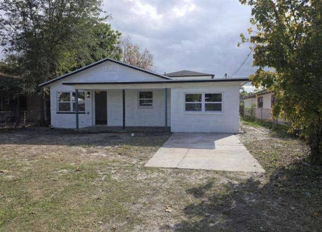 4 BR in Tampa