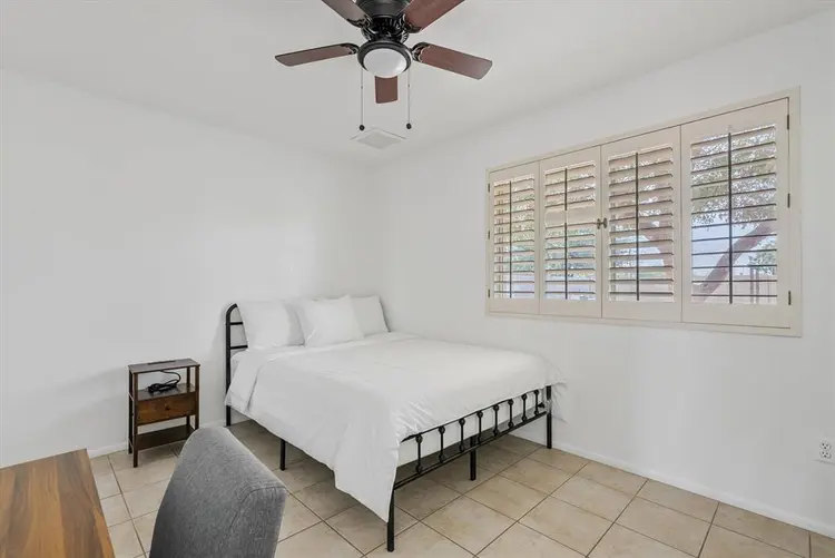 7 BR in Glendale