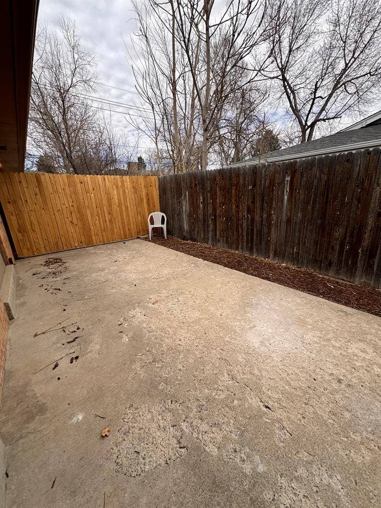 3Br 2Ba 1/2 Duplex available