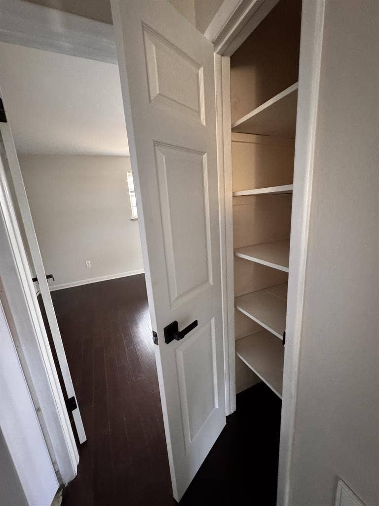 3Br 2Ba 1/2 Duplex available