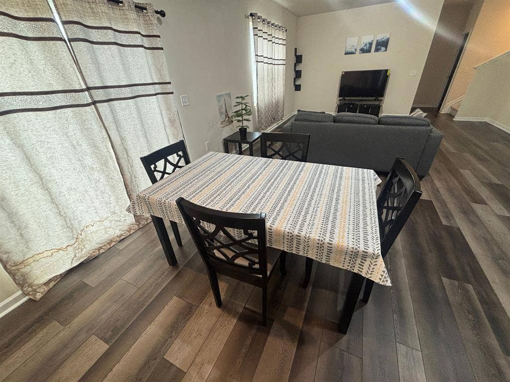 5 BR in Raleigh