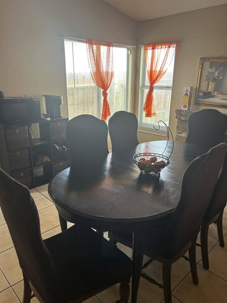 Independent living/shared room