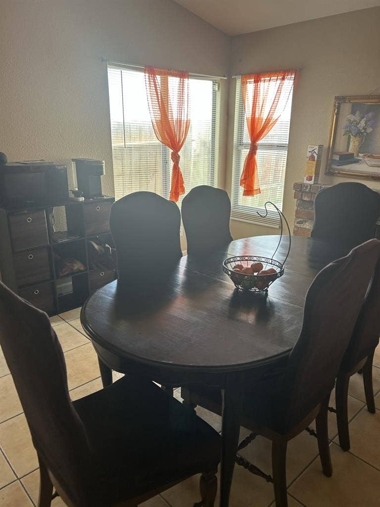 Shared room for rent