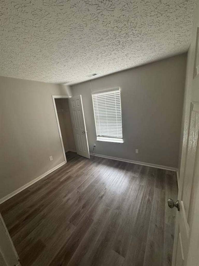 2 rooms for rent