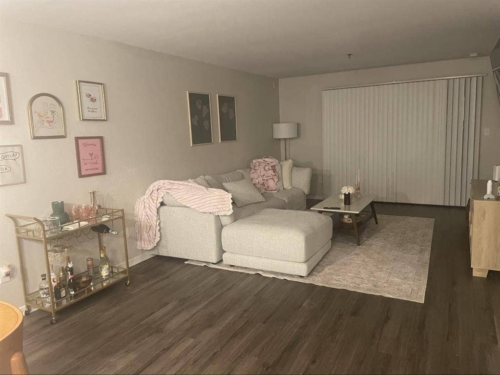 Summer Sublease Avaliable May- Aug
