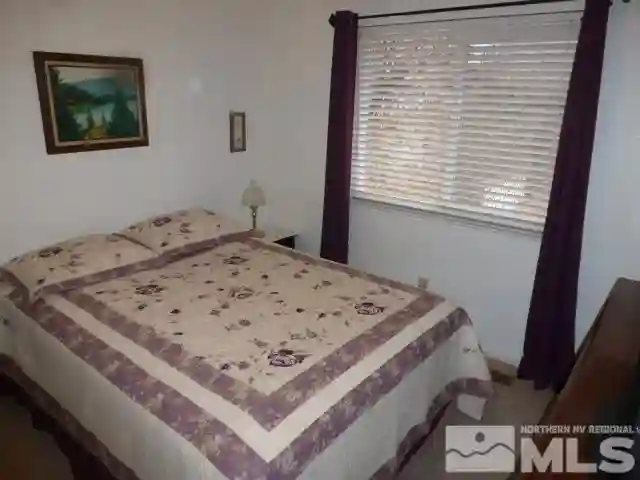 Room available on April 1