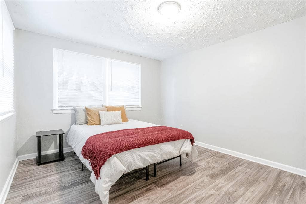 5 BR in Atlanta