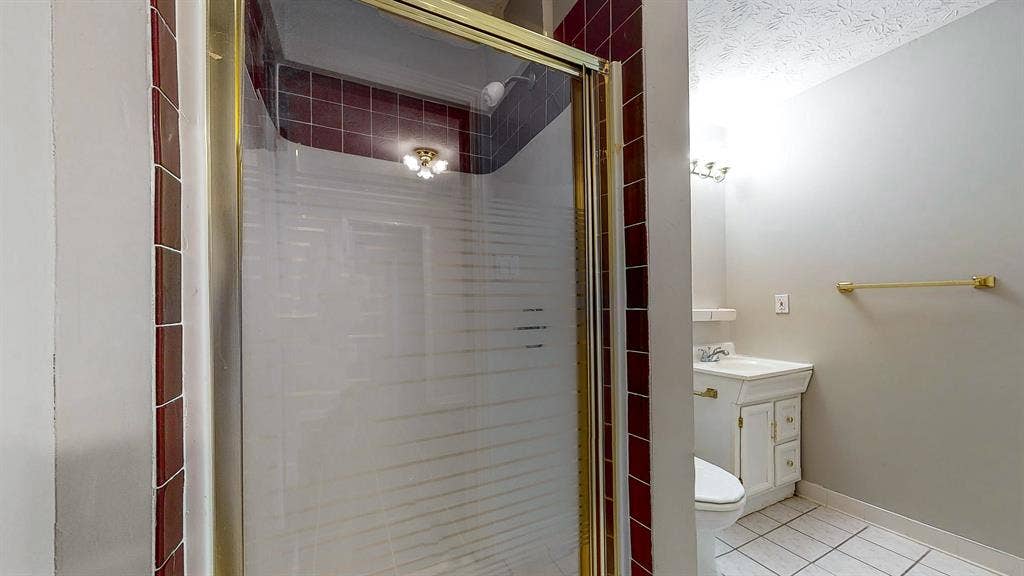 8 BR in College Park