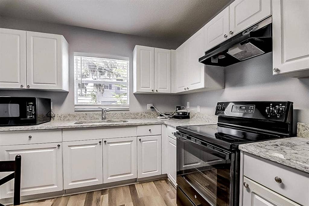 6 BR in Tampa
