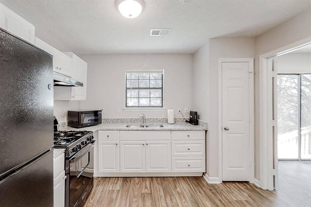 9 BR in Atlanta