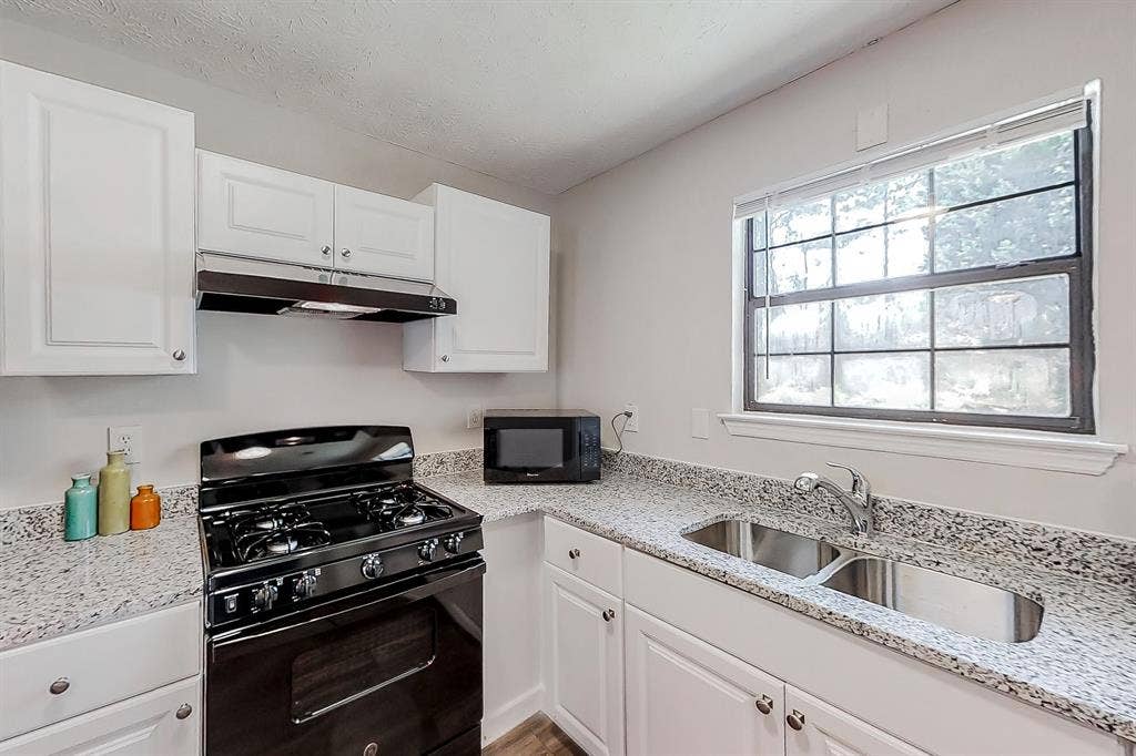 9 BR in Atlanta