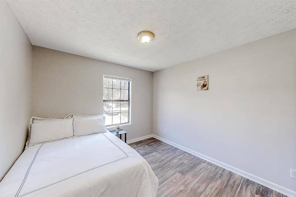 9 BR in Atlanta