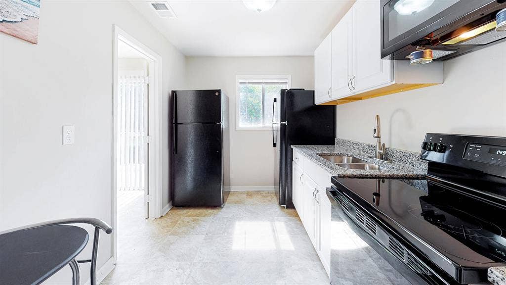 9 BR in Jonesboro