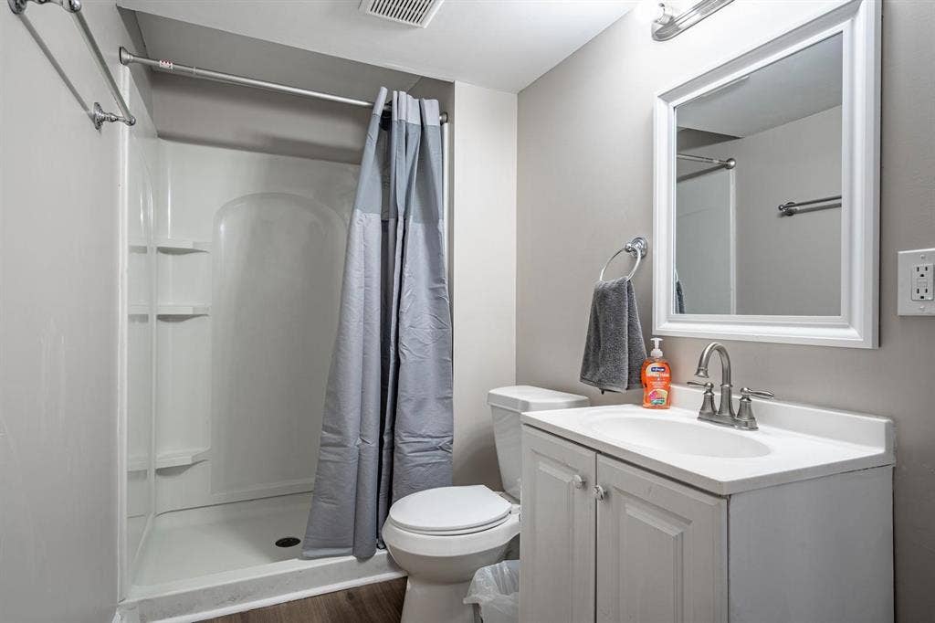 9 BR in Jonesboro