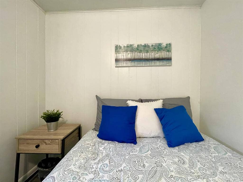 8 BR in Jacksonville