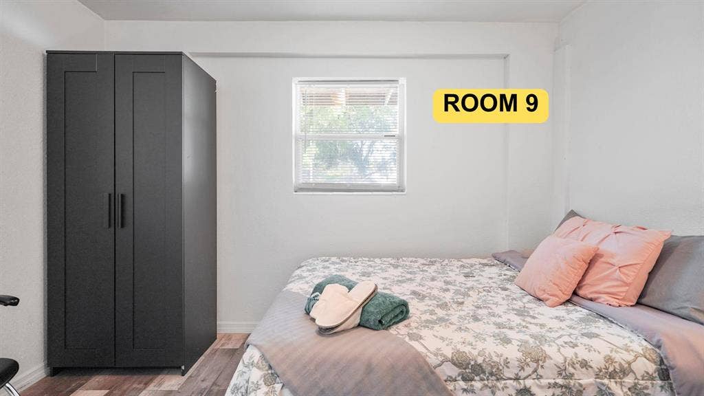 8 BR in Jacksonville