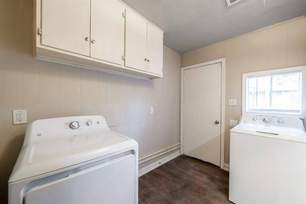 9 BR in Houston