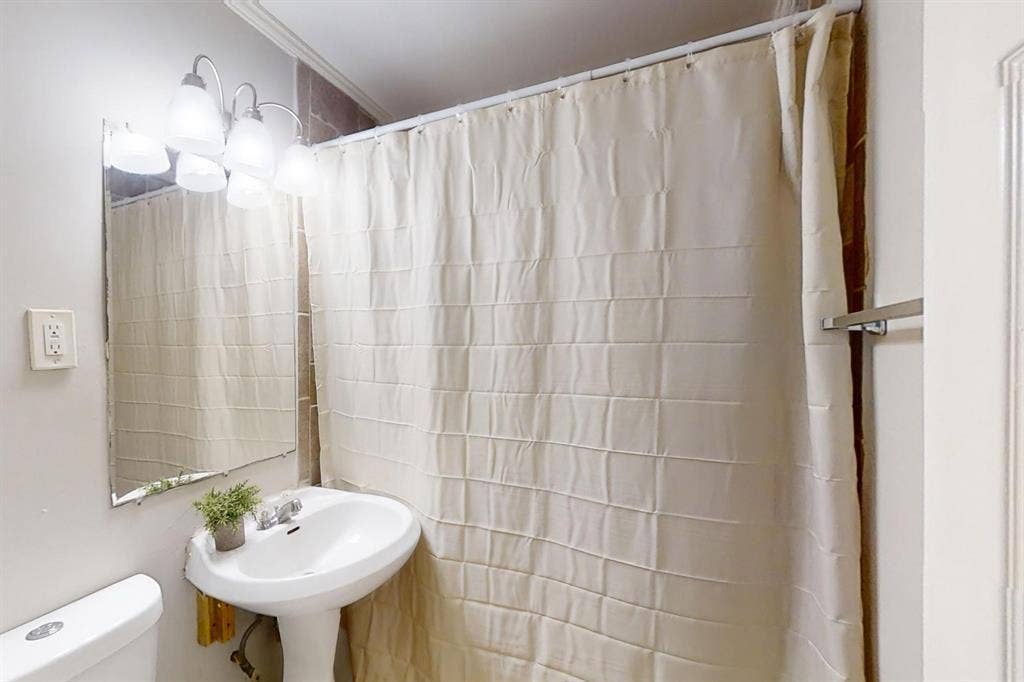 3 BR in Atlanta