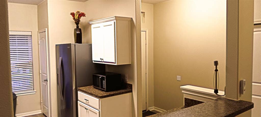 6 BR in Houston