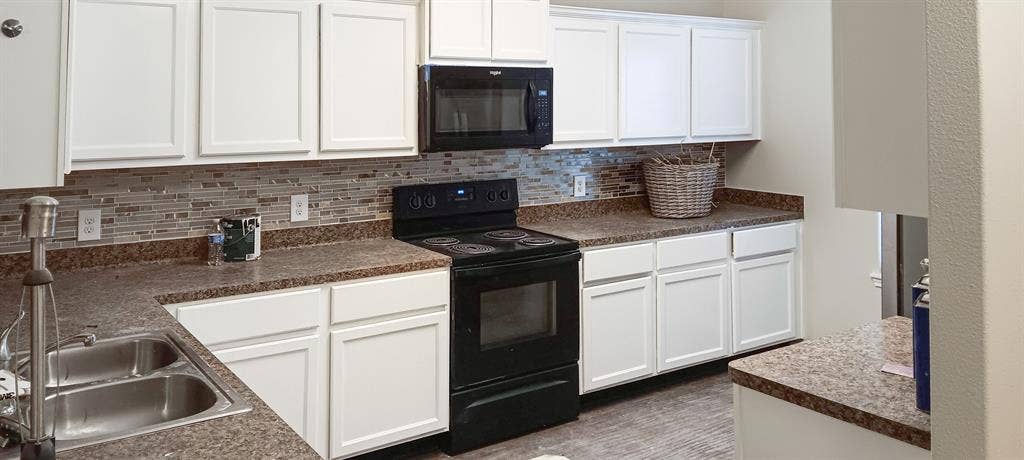 6 BR in Houston